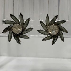 Vintage navette earrings starburst gray green